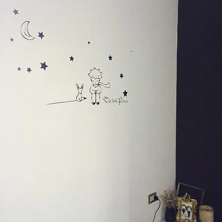 Helena's Chic Studio *