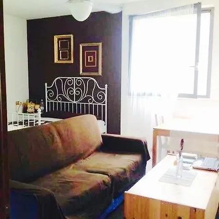 Helena's Chic Studio 아파트 *
